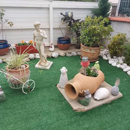 Appartement Beautiful With Garden